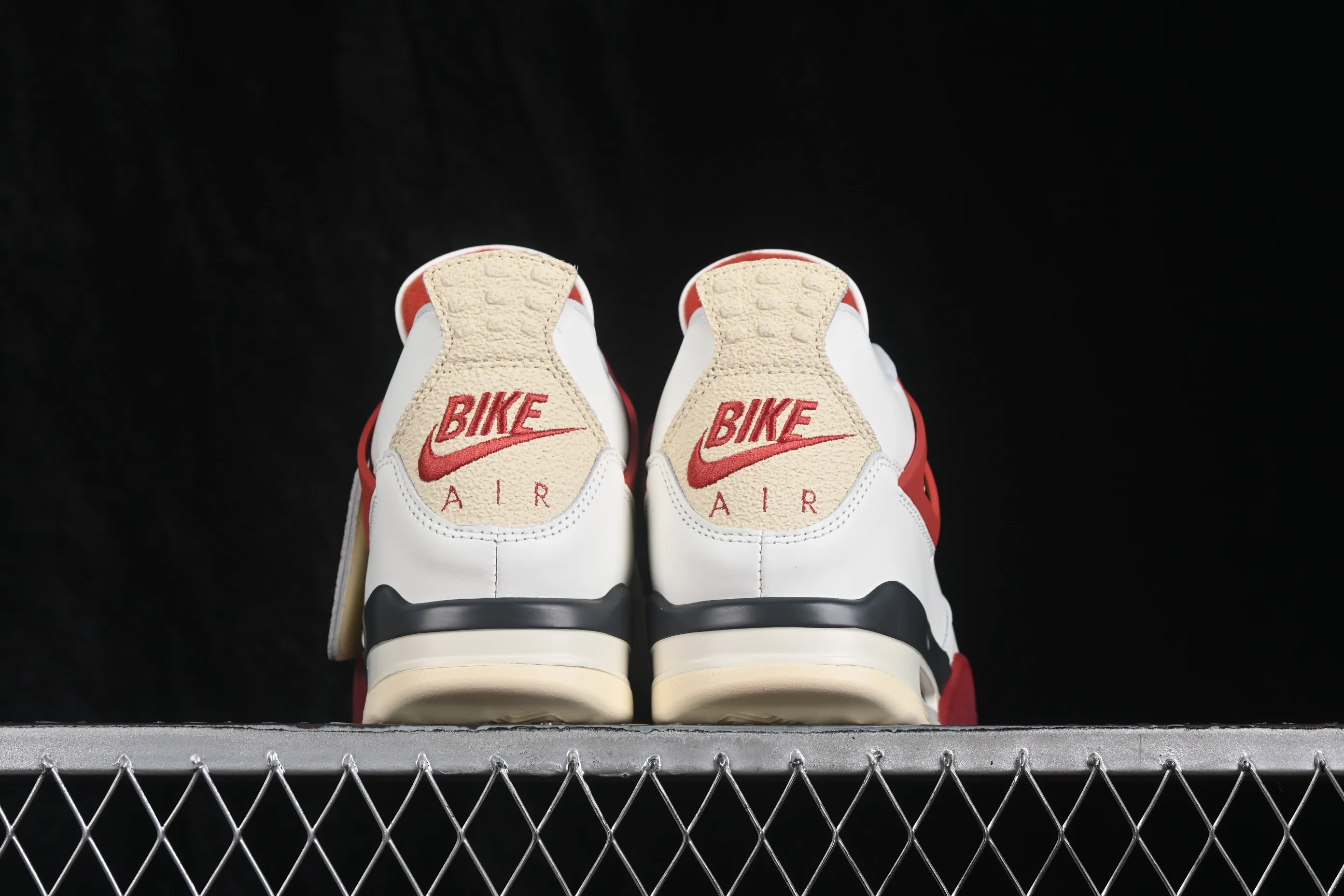 All Categories Air Jordan Jordan Series Basketball Shoes Air Jordan 4 OG Version Nigel Sylvester x Air Jordan 4 Retro "Brick After Brick" AJ4 Joe 4 White Red Urine Stains 2.0 IQ8055-100